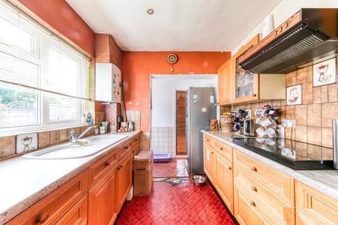 3 bedroom end of terrace house for sale, Lakehall Road, Thornton Heath, CR7