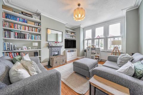 3 bedroom flat for sale, Valley Road, Streatham