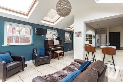 23 Manor Road, Chelmsford, CM2 0EP