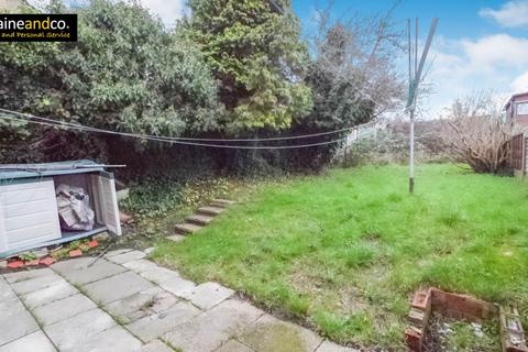 3 bedroom end of terrace house for sale, Spring Glen, Hatfield
