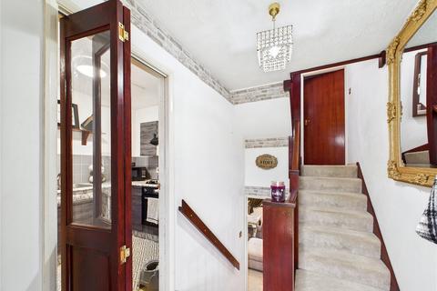 2 bedroom detached house to rent, Gainsborough Drive, Lawford, Manningtree, Essex, CO11