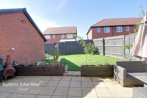 4 bedroom detached house for sale, Higher Croft Drive, Crewe