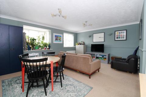 2 bedroom flat for sale, Perth Road, Beckenham, BR3