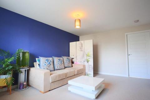 3 bedroom end of terrace house to rent, Crawyard Drive, South Gyle, Edinburgh, EH12