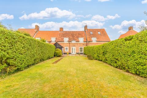 3 bedroom terraced house for sale, Digswell Road, Welwyn Garden City, Hertfordshire, AL8