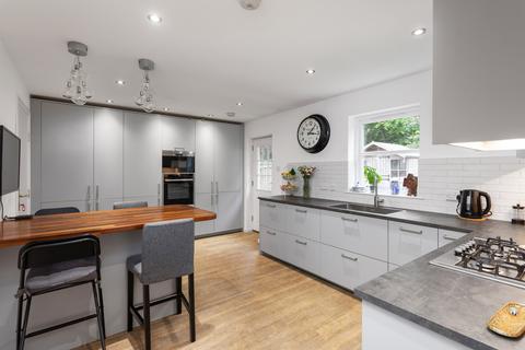 60 Bonaly Wester, Edinburgh, EH13 0RQ