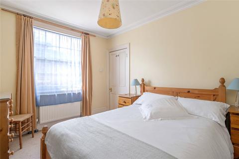 4 bedroom terraced house for sale, Clerkenwell Close, London, EC1R