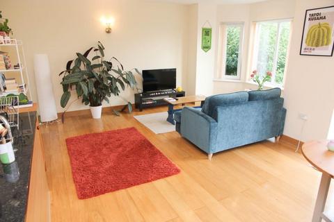 2 bedroom flat to rent, 12 Park View, Truro, TR1