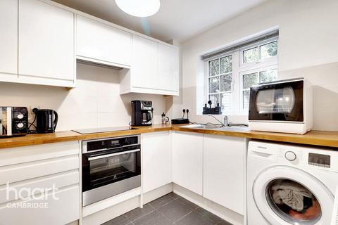 3 bedroom end of terrace house for sale, Hulatt Road, Cambridge