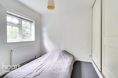 32 Hulatt Road, Cambridge, CB1 8TH