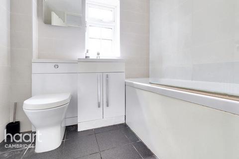 32 Hulatt Road, Cambridge, CB1 8TH