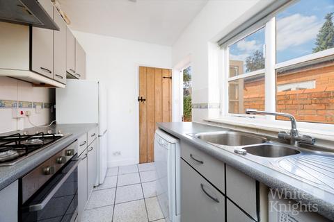 3 bedroom terraced house for sale, Blenheim Gardens, Reading RG1