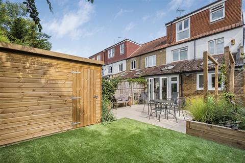 4 bedroom end of terrace house for sale, Stanley Road, East Sheen, SW14