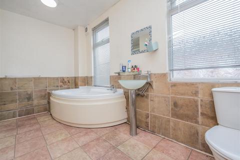 2 bedroom terraced house for sale, Bangor Terrace, Wortley, Leeds