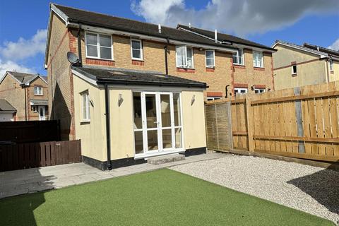 53 Larcombe Road, St Austell, PL25 3EY