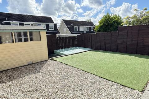 53 Larcombe Road, St Austell, PL25 3EY