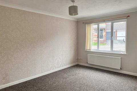 53 Larcombe Road, St Austell, PL25 3EY
