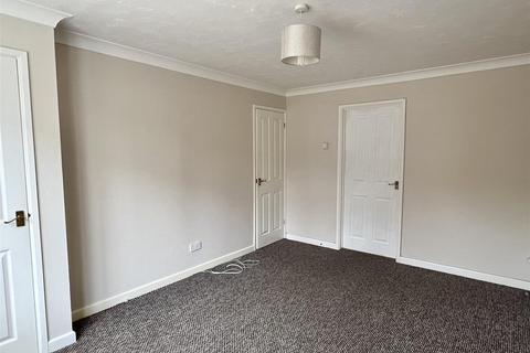 53 Larcombe Road, St Austell, PL25 3EY