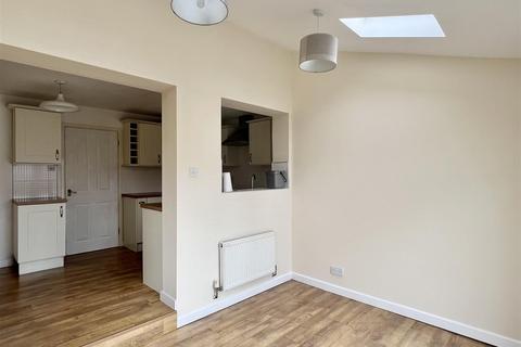 53 Larcombe Road, St Austell, PL25 3EY
