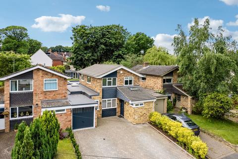 3 bedroom detached house for sale, Grange Fields, Gerrards Cross SL9