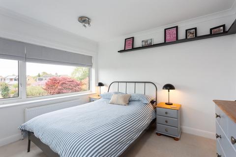 58 Bramley Garth, York, YO31 0NH
