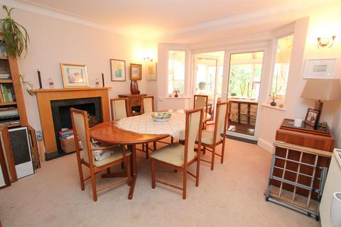 54 Furzedown Road, Sutton, SM2 5QF