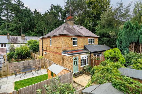 3 bedroom semi-detached house for sale, Brooklands Lane, Weybridge, KT13