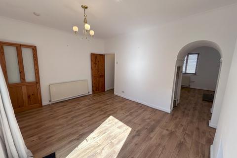 2 bedroom terraced house to rent, Fishponds, Bristol BS16