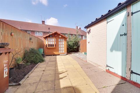 3 bedroom terraced house for sale, Gosport Walk, Hull