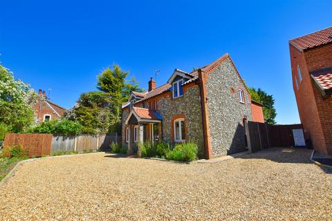 undefined, Sustead, Norwich