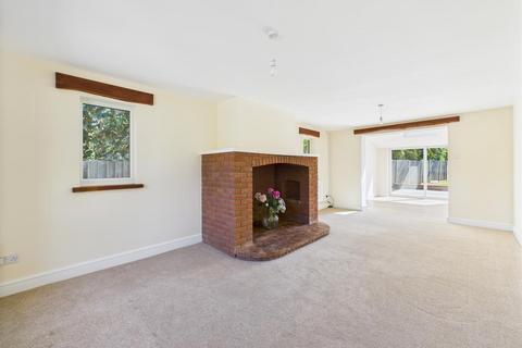 undefined, Sustead, Norwich