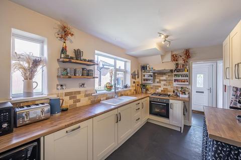 3 bedroom semi-detached house for sale, Wood Lane, Horsforth LS18