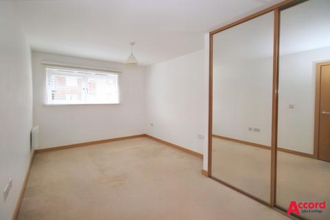 2 bedroom flat to rent, 273 Cherrydown East, Basildon, SS16 5GL