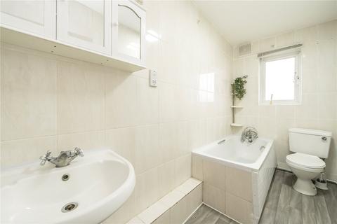 2 bedroom apartment for sale, Wendover Court, London W3