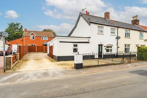 4 bedroom semi-detached house for sale, Hargham Road, Attleborough