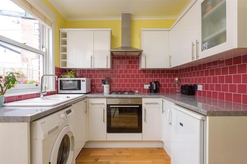 2 bedroom terraced house for sale, Gordon Road, Sharrow Vale S11