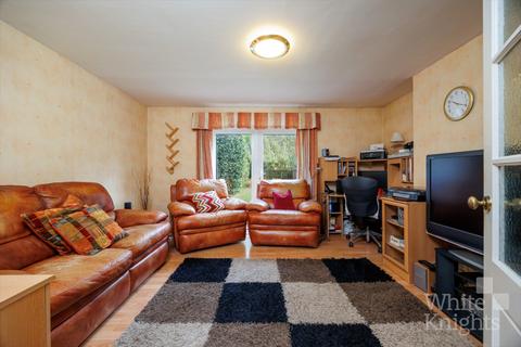 3 bedroom terraced house for sale, Norreys Drive, Maidenhead SL6