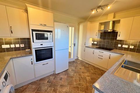 2 bedroom detached bungalow to rent, Ballard Close, Lytchett Matravers, Poole, Dorset, BH16