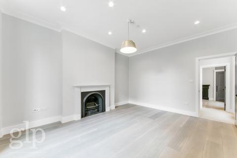 2 bedroom terraced house to rent, Marshall Street, Soho, W1F