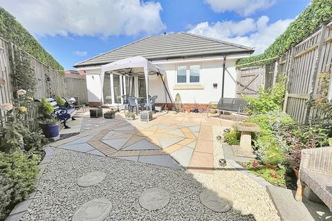 2 bedroom detached bungalow for sale, Iford