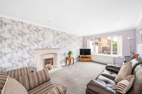 4 bedroom detached house for sale, The Wheatings, Ossett, WF5