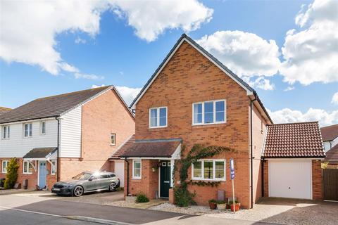 4 bedroom detached house for sale, Navigation Drive, Yapton