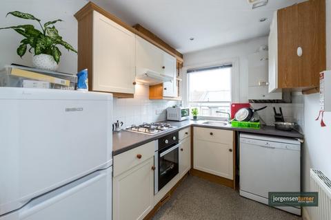 2 bedroom flat for sale, Tunis Road, Shepherds Bush, London, W12 7EY, UK