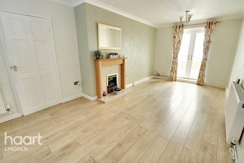 3 bedroom semi-detached house for sale, Laughton Way, Lincoln