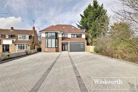 7 bedroom detached house to rent, Orchard Close, Elstree, Borehamwood, Hertfordshire, WD6