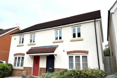 3 bedroom house to rent, Broadbridge Heath, Horsham