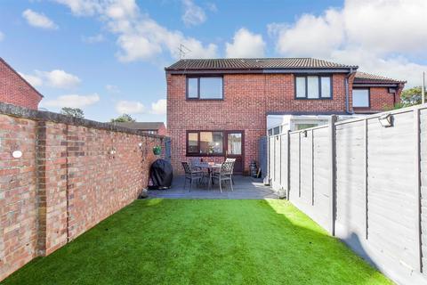 2 bedroom end of terrace house for sale, Benham Drive, Portsmouth, Hampshire