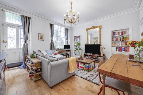 Studio for sale, Warwick Square, SW1V