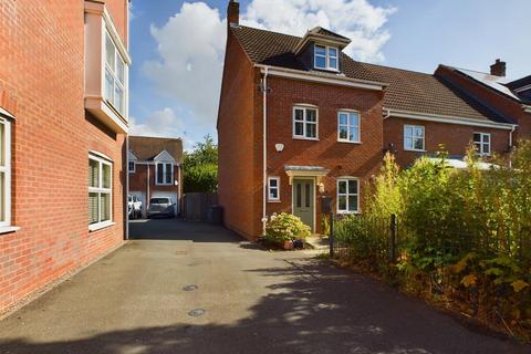 3 bedroom townhouse for sale, Cooper Gardens, Ruddington, Nottingham