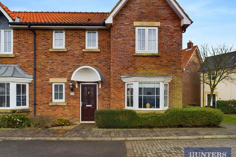 2 bedroom end of terrace house for sale, Talisker Walk, Moor Road, Filey